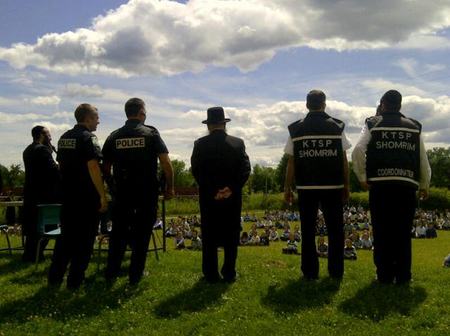 Shomrim with police